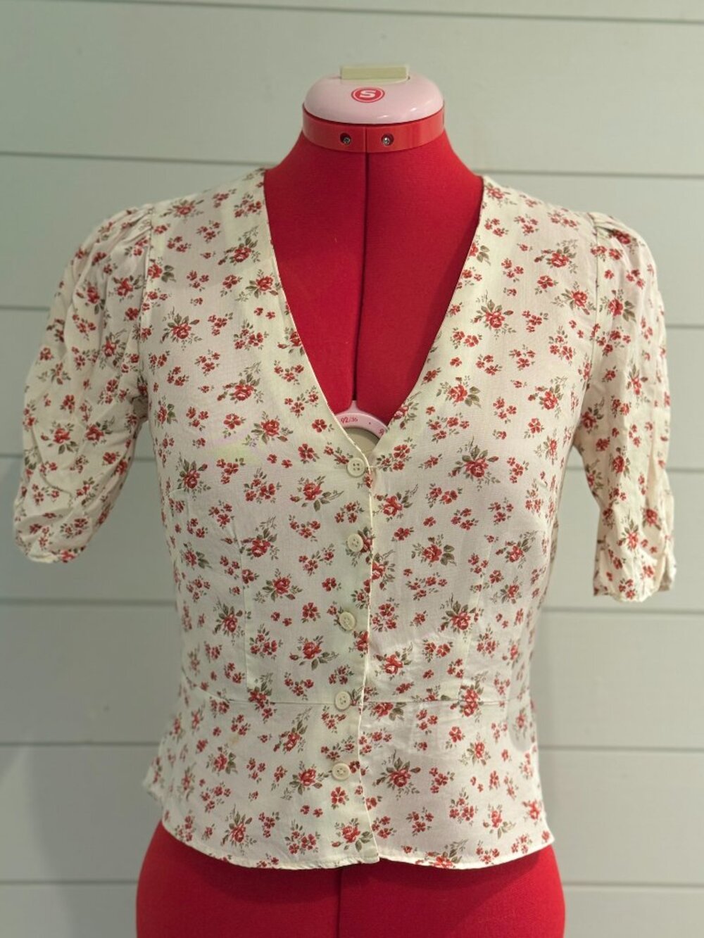 Reformation Ama Top Red and White Floral